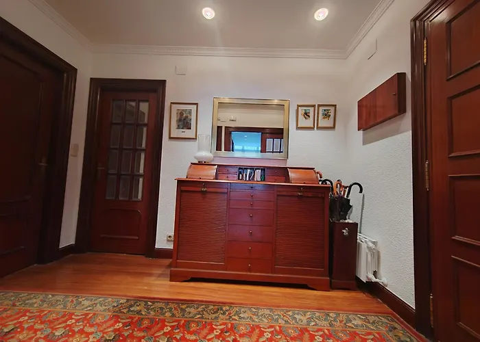 Privatunterkunft Con Bano Privado En El Centro De *